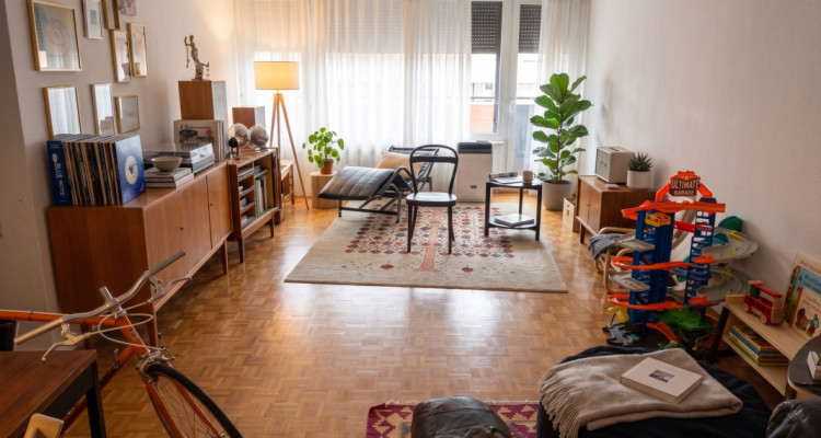 Bel appartement spacieux avec un grand balcon, rue dancet image 1