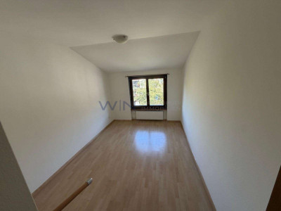 Traumhaft Wohnen im grünen Paradies image 5