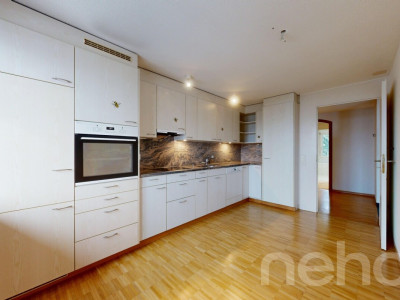 Charmante 5.5-Zimmer-Wohnung mit Potenzial im Herzen von Weinfelden image 3
