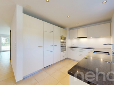 Gepflegte 3.5-Zimmerwohnung mit sonnigem Sitzplatz image 5