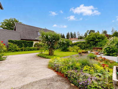 Familienhaus mit Waldnähe, grossem Garten und Potenzial image 11