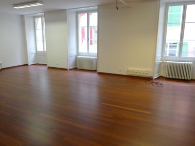 Grande surface de bureau modulable en centre ville image 4