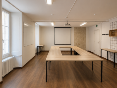 Grande surface de bureau modulable en centre ville image 6