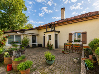Maison familiale de 125 m² avec jardin image 1