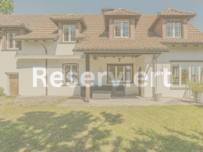 Reserviert: Stilvolles freistehendes 6.5-Zi-EFH mit 981 m² Grundstück, Seesicht und Entwicklungspotenzial in Oberrieden image 1