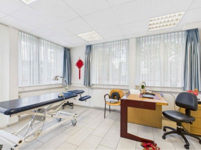 Büro / Arztpraxis in Schlieren image 2