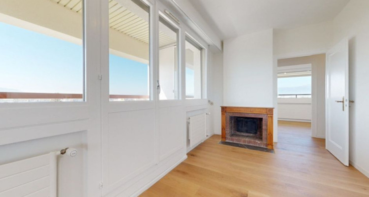 Exceptionnel appartement en attique de 4,5 pièces à Genève ✨ image 6