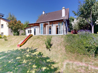 Maison individuelle avec véranda et vue panoramique ! image 10