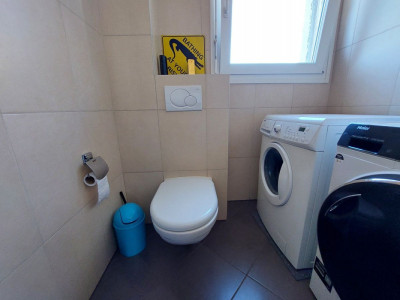 Appartement en attique avec  terrasse, garage double et place de parc extérieure image 11