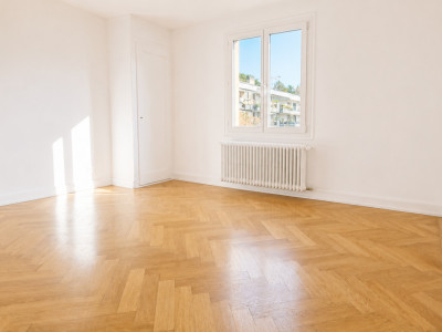 À louer sans place de parc ! – 4 pièces rénové au 1er étage à Pully image 5