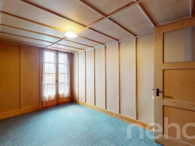 Chalet de caractère sur 1741 m² avec rivière et potentiel image 12