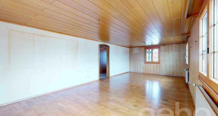 Chalet de caractère sur 1741 m² avec rivière et potentiel image 7
