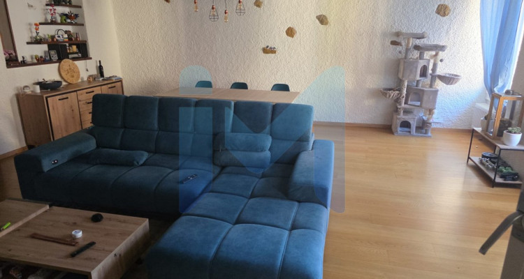 Appartement de 2,5 pièces au 1er étage situé à Orbe 1350 image 3