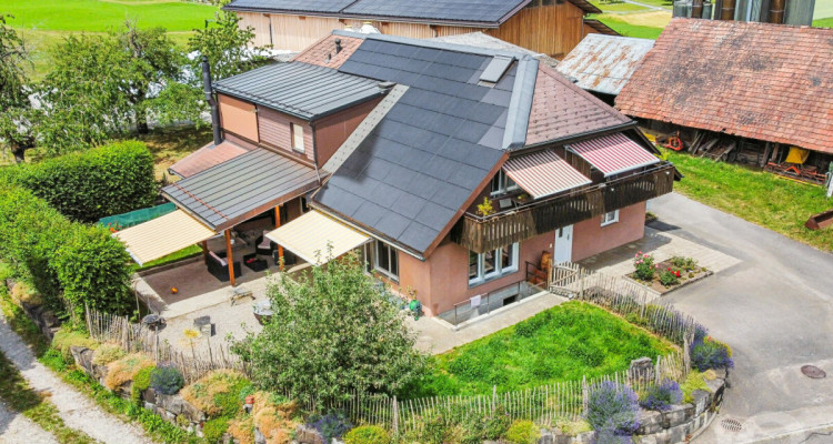 Modernisiertes Generationenhaus mit Weitblick in Gysenstein image 1