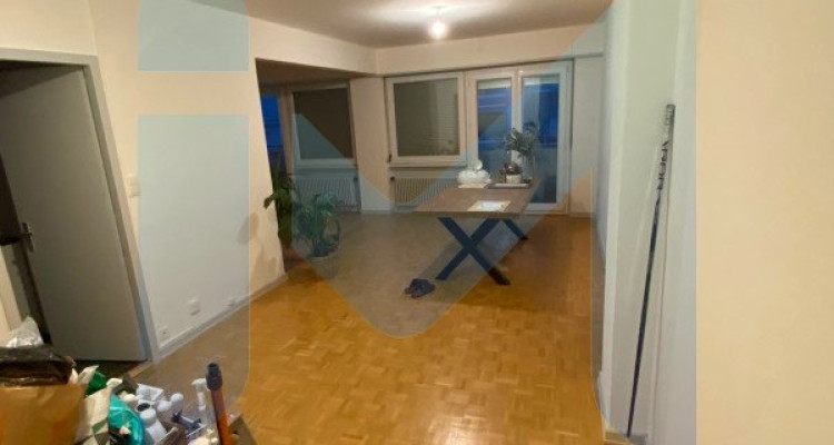 Appartement de 6 pièces au 1er étage situé à Meyrin 1217 image 3