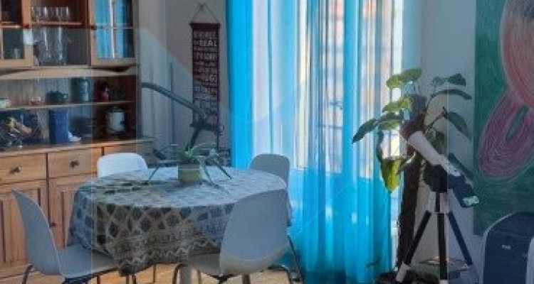 Appartement de 4 pièces au 3ème étage situé à Carouge 1227 image 3