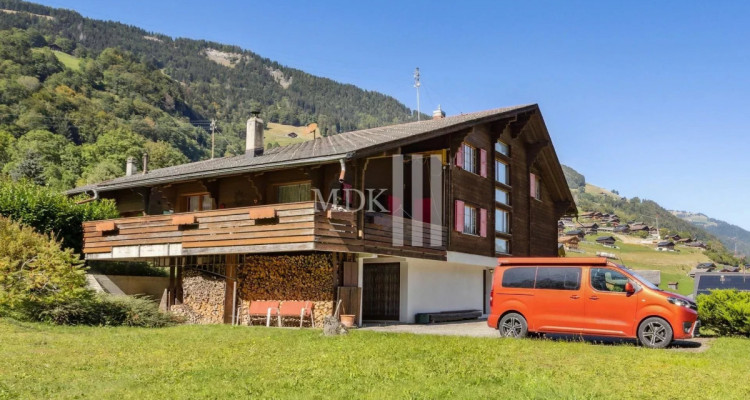 Charmant chalet sur une grande parcelle image 1