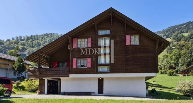 Charmant chalet sur une grande parcelle image 2