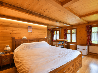 Opportunité! Magnifique logement dans un chalet authentique image 2