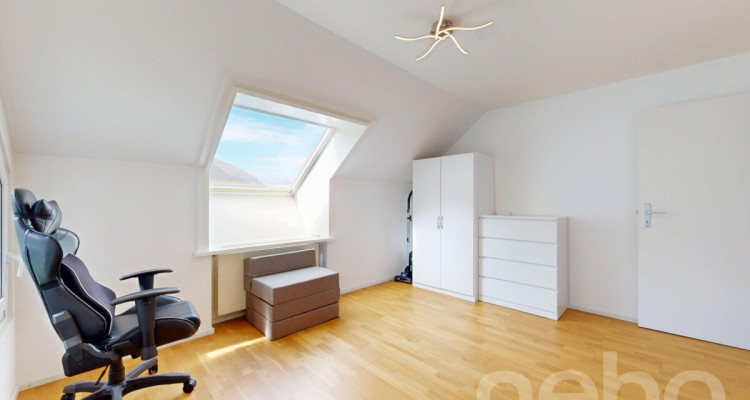 Wohnen mit Charme: Lichtdurchflutete Dachwohnung mit Terrasse image 12