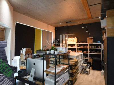 Un spacieux local commercial à louer au centre-ville de Monthey image 6