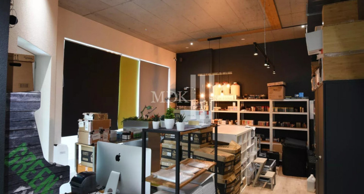 Un spacieux local commercial à louer au centre-ville de Monthey image 6