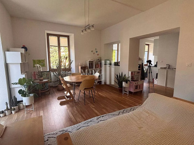 Un bel appartement de 3.5 pièces à louer au 2ème étage image 1