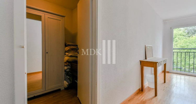Magnifique appartement traversant image 10