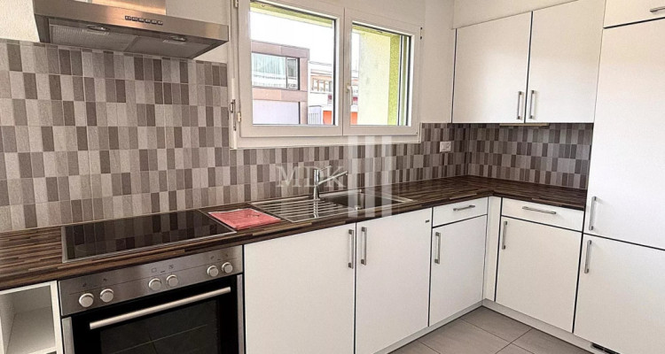 À louer un appartement de 1.5 pièces au 4ème étage image 1