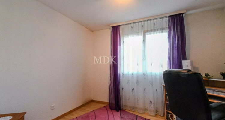 À louer un confortable appartement traversant de 4.5 pièces image 5