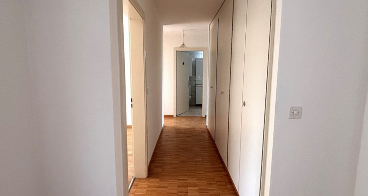 Un spacieux appartement de 4.5 pièces avec vu sur le lac Léman image 3