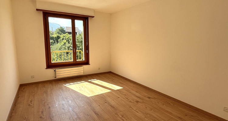 Un spacieux appartement de 4.5 pièces avec vu sur le lac Léman image 5