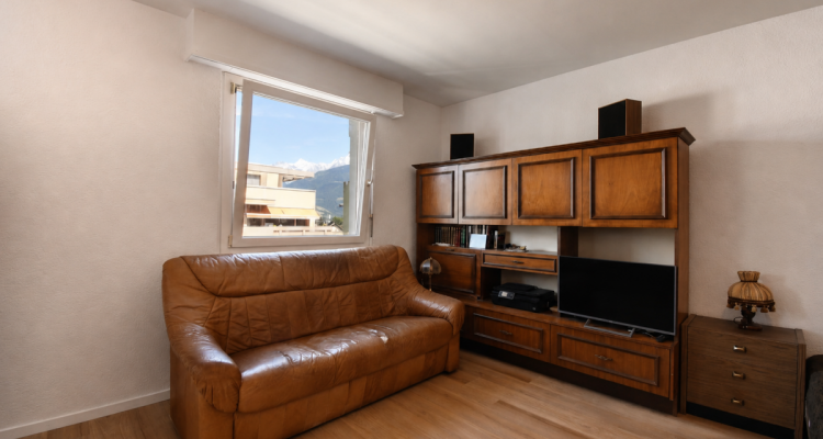 Idéal investisseur : Beau studio rénové déjà loué image 4