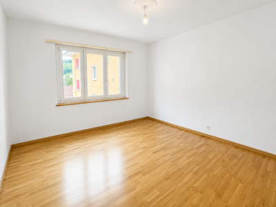 Grand appartement de 3.5 pièces à louer proche de toutes les commodités image 2