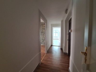 Appartement 2.5 pièces au rez-de-chaussée image 3