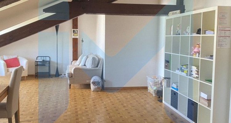 Appartement de 4,5 pièces au 5eme étage situé à Genève 1205 image 1