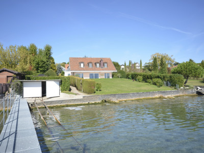 SAINT-PREX - DEUX VILLAS AU BORD DU LÉMAN, AVEC ACCÈS PRIVATIF AU LAC image 4