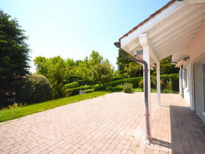SAINT-PREX - DEUX VILLAS AU BORD DU LÉMAN, AVEC ACCÈS PRIVATIF AU LAC image 13