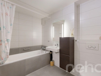 Appartement T4 de 106 m² avec vue montagne à la Chaux-de-Fonds image 8