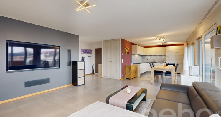 Appartement T4 de 106 m² avec vue montagne à la Chaux-de-Fonds image 1