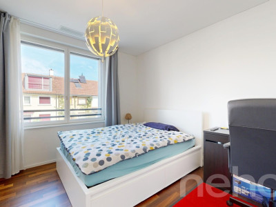 Neuwertige 3.5-Zimmer-Wohnung mit Balkon und Top-Ausstattung image 12