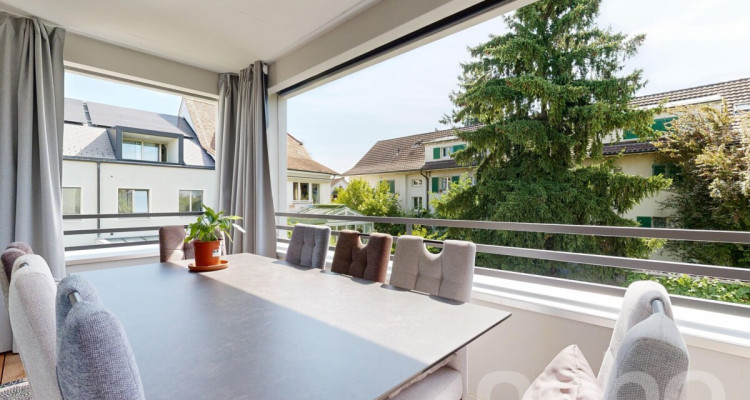 Neuwertige 3.5-Zimmer-Wohnung mit Balkon und Top-Ausstattung image 4
