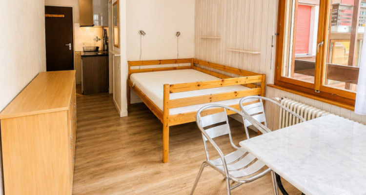 À LOUER - Appartement avec balcon à Anzère image 5