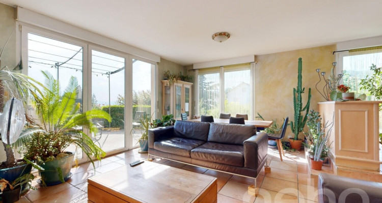 Charmante maison jumelle avec vue imprenable sur le Léman image 1