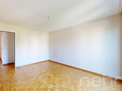 Prilly | Appartement 4.5 pièces lumineux avec fort potentiel image 8