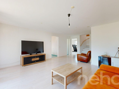 Attraktive Maisonettewohnung in gepflegtem Dreiparteienhaus image 2