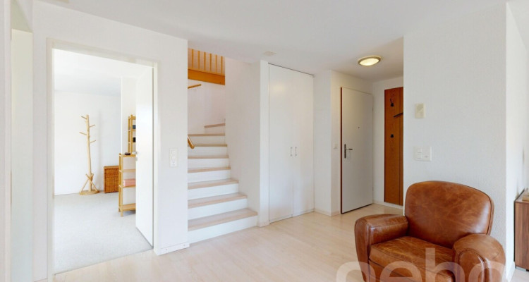 Attraktive Maisonettewohnung in gepflegtem Dreiparteienhaus image 3