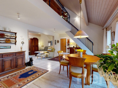 Exklusive Attika-Maisonette mit grosser Terrasse image 1