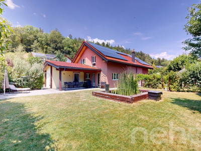 Splendide Villa de Standing avec Jardin, Jacuzzi et Étang Privatif image 1