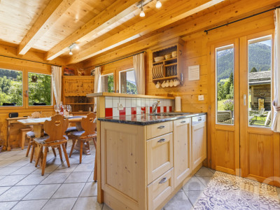 Chalet authentique en madriers anciens image 11